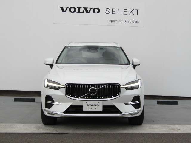 ボルボ ＸＣ６０ アルティメット Ｂ５ ＡＷＤ ４ＷＤ R4年 (四国) 99