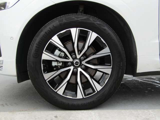 ボルボ ＸＣ６０ アルティメット Ｂ５ ＡＷＤ ４ＷＤ R4年 (四国) 99