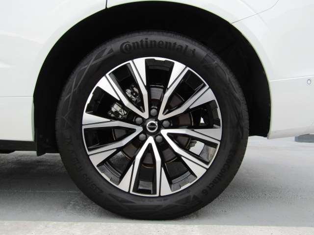 ボルボ ＸＣ６０ アルティメット Ｂ５ ＡＷＤ ４ＷＤ R4年 (四国) 99