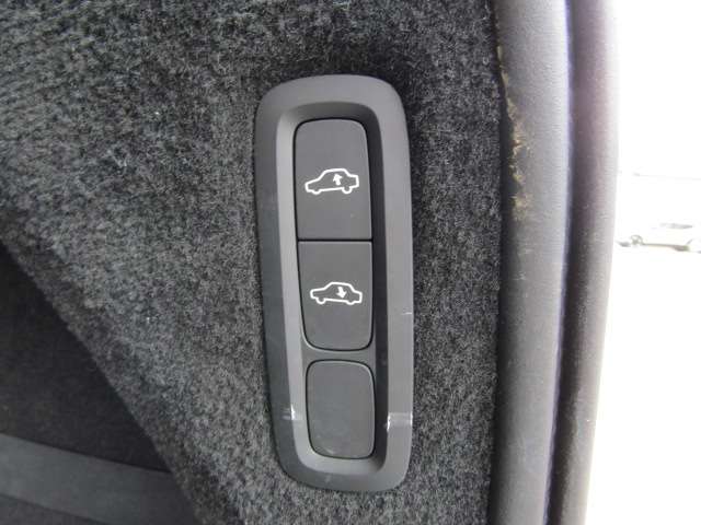 ボルボ ＸＣ９０ Ｔ６ ＡＷＤ インスクリプション ４ＷＤ H30年 (四国) 99