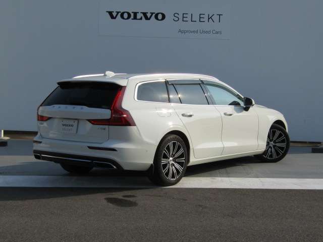 ボルボ Ｖ６０ Ｔ５　インスクリプション R1年 (四国) 99