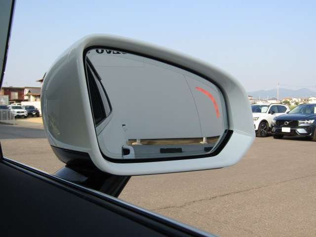 ボルボ Ｖ６０ Ｔ５　インスクリプション R1年 (四国) 99