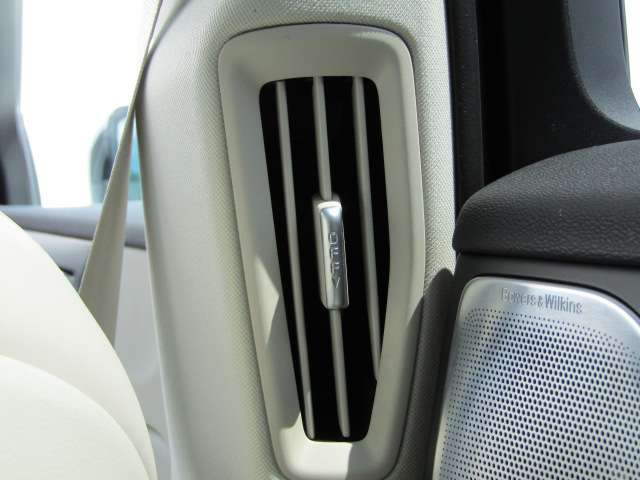 ボルボ Ｖ６０ リチャージ アルティメット Ｔ６ ＡＷＤ プラグイン ハイブリッド ４ＷＤ R6年 (四国) 99