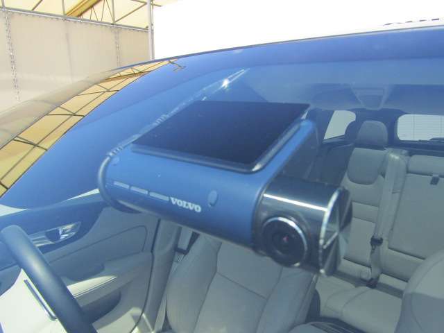 ボルボ Ｖ６０ リチャージ アルティメット Ｔ６ ＡＷＤ プラグイン ハイブリッド ４ＷＤ R6年 (四国) 99