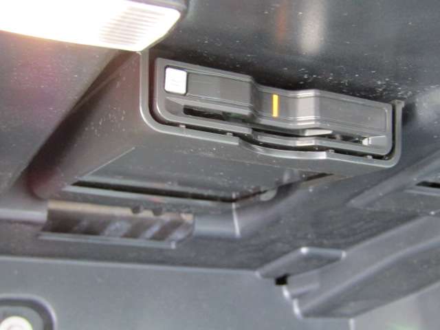 ボルボ Ｖ６０ リチャージ アルティメット Ｔ６ ＡＷＤ プラグイン ハイブリッド ４ＷＤ R6年 (四国) 99