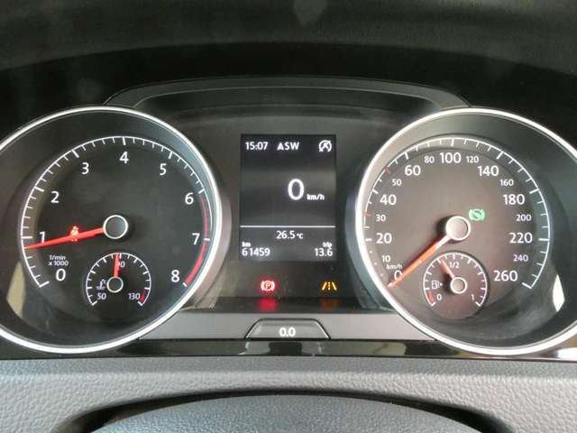 フォルクスワーゲン ゴルフ ＴＳＩ　ハイライン H27年 (関東) 99