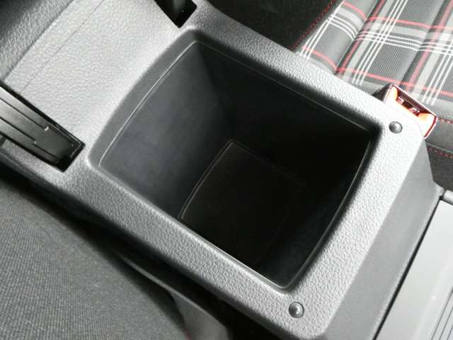 フォルクスワーゲン ゴルフ ＧＴＩ H28年 (関東) 99