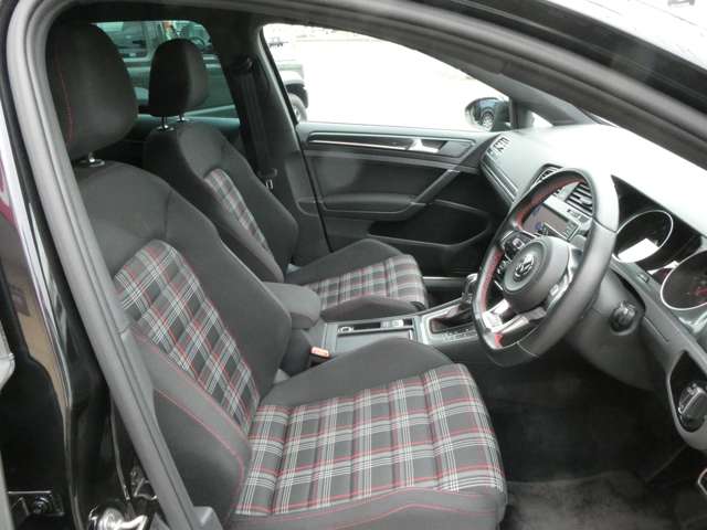 フォルクスワーゲン ゴルフ ＧＴＩ H28年 (関東) 99
