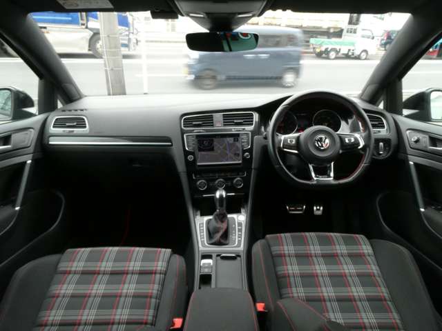 フォルクスワーゲン ゴルフ ＧＴＩ H28年 (関東) 99