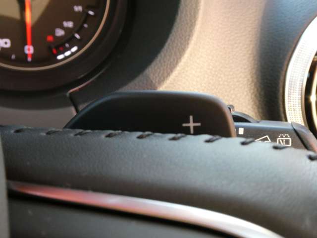 アウディ Ａ３　スポーツバック １．４　ＴＦＳＩ H28年 (関東) 99