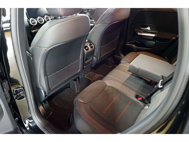 メルセデスベンツ ＧＬＡクラス ＧＬＡ２００ Ｄ ４マチック ＡＭＧラインパッケージ ディーゼルターボ ４ＷＤ R5年 (北海道) 99