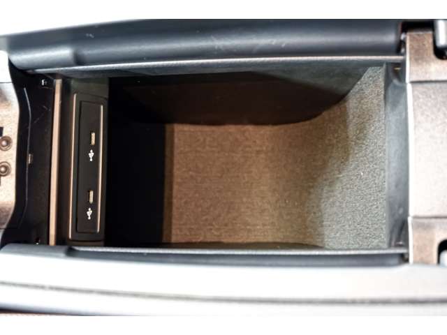 メルセデスベンツ ＧＬＡクラス ＧＬＡ２００ Ｄ ４マチック ＡＭＧラインパッケージ ディーゼルターボ ４ＷＤ R5年 (北海道) 99