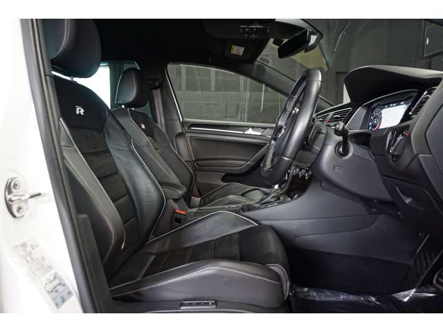 フォルクスワーゲン ゴルフＲ Ｒ ４ＷＤ H30年 (北海道) 99