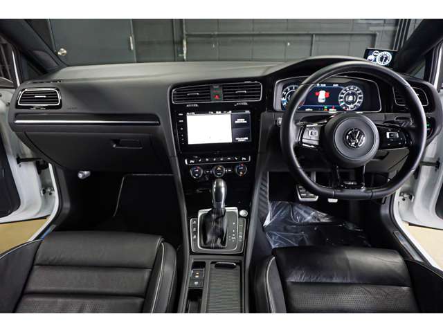 フォルクスワーゲン ゴルフＲ Ｒ ４ＷＤ H30年 (北海道) 99