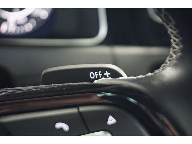 フォルクスワーゲン ゴルフＲ Ｒ ４ＷＤ H30年 (北海道) 99