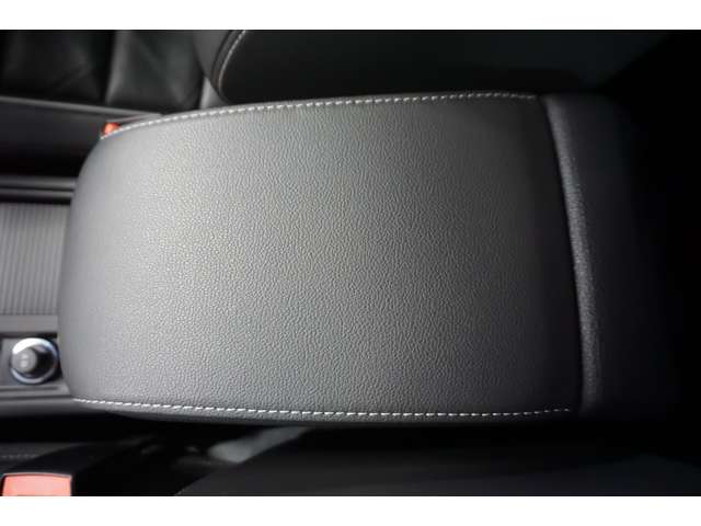 フォルクスワーゲン ゴルフＲ Ｒ ４ＷＤ H30年 (北海道) 99