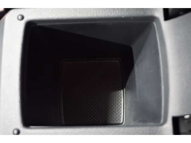 フォルクスワーゲン ゴルフＲ Ｒ ４ＷＤ H30年 (北海道) 99