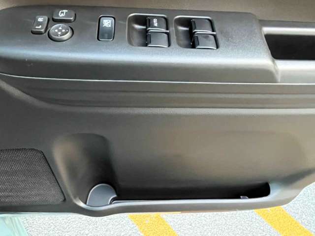 スズキ スペーシア ６６０ ハイブリッド Ｇ ４ＷＤ R7年 (北海道) 99