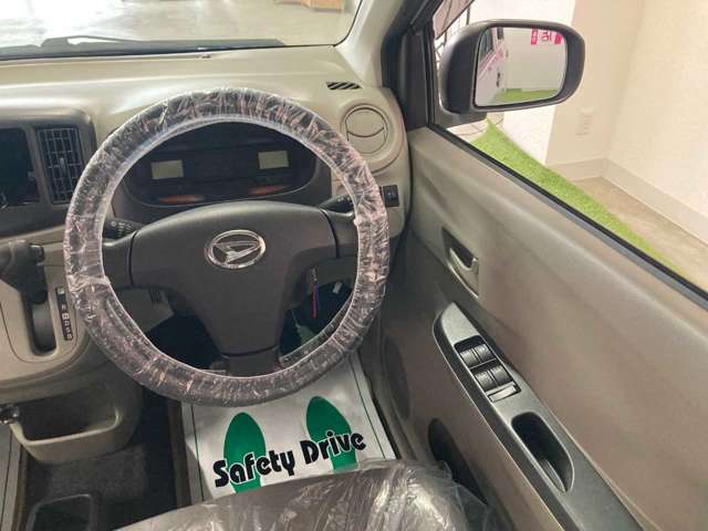 ダイハツ ミラ　イース ６６０ ＬＦ ＳＡ ４ＷＤ H28年 (北海道) 99