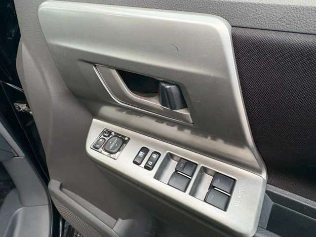 トヨタ ノア ２．０ Ｓ ４ＷＤ H19年 (北海道) 99