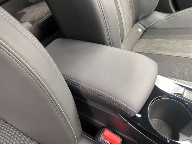 プジョー ｅ−２００８ ＧＴ R7年 (東北) 99