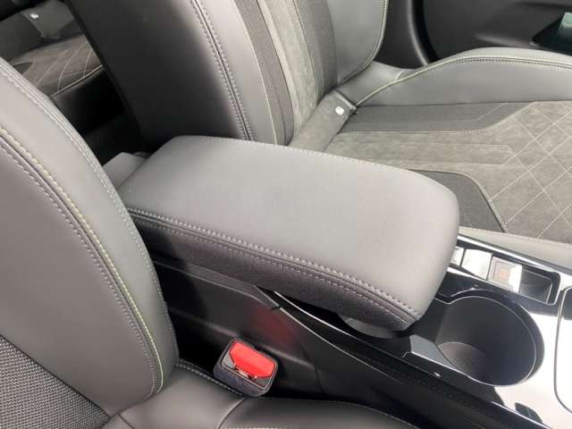 プジョー ｅ−２００８ ＧＴ R7年 (東北) 99