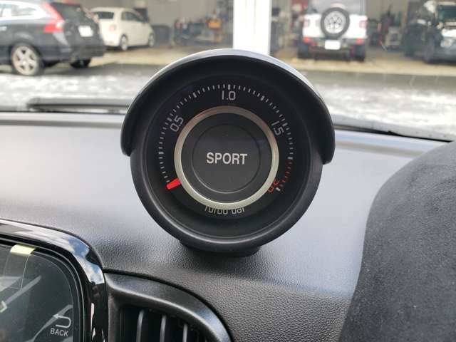 アバルト ６９５セッタンタチンクエ アニヴェルサーリオ １．４ R7年 (東北) 99