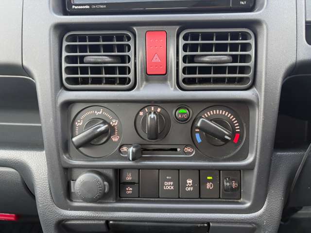 スズキ キャリイトラック ６６０ スーパーキャリイ Ｘリミテッド ３方開 ４ＷＤ R6年 (東北) 99