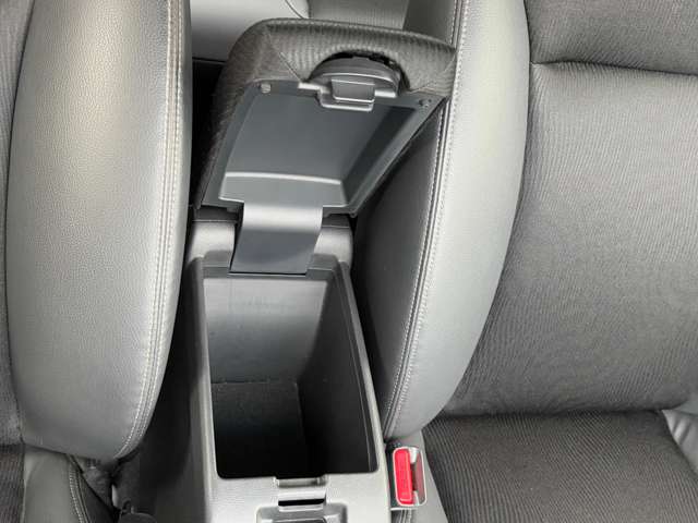 ホンダ グレイス　ハイブリッド １．５ ハイブリッド ＥＸ ４ＷＤ H27年 (東北) 99