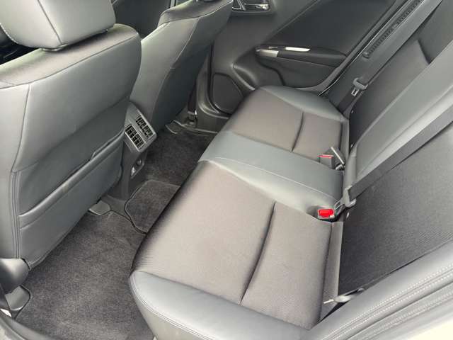 ホンダ グレイス　ハイブリッド １．５ ハイブリッド ＥＸ ４ＷＤ H27年 (東北) 99