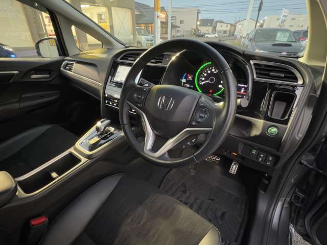 ホンダ シャトル １．５ ハイブリッド Ｘ ホンダセンシング ４ＷＤ R2年 (東北) 99