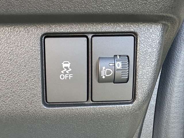 ホンダ Ｎ　ＢＯＸ カスタム ６６０ R7年 (東海) 99