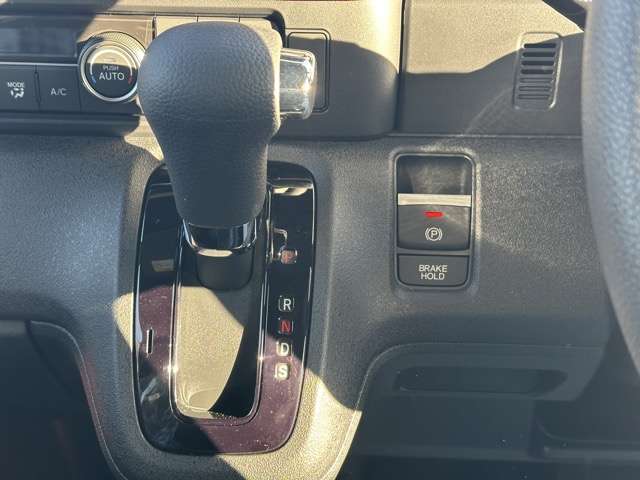 ホンダ Ｎ　ＢＯＸ カスタム ６６０ R7年 (東海) 99