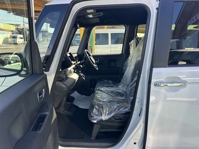 ホンダ Ｎ　ＢＯＸ カスタム ６６０ R7年 (東海) 99