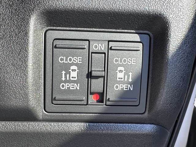 ホンダ Ｎ　ＢＯＸ カスタム ６６０ R7年 (東海) 99