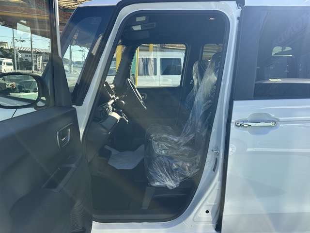 ホンダ Ｎ　ＢＯＸ カスタム ６６０ R7年 (東海) 99