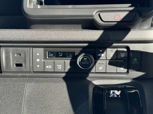 ホンダ Ｎ　ＢＯＸ カスタム ６６０ R7年 (東海) 99