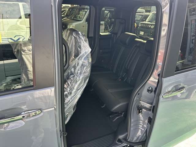 ホンダ Ｎ　ＢＯＸ カスタム ６６０ ターボ コーディネートスタイル モノトーン R7年 (東海) 99