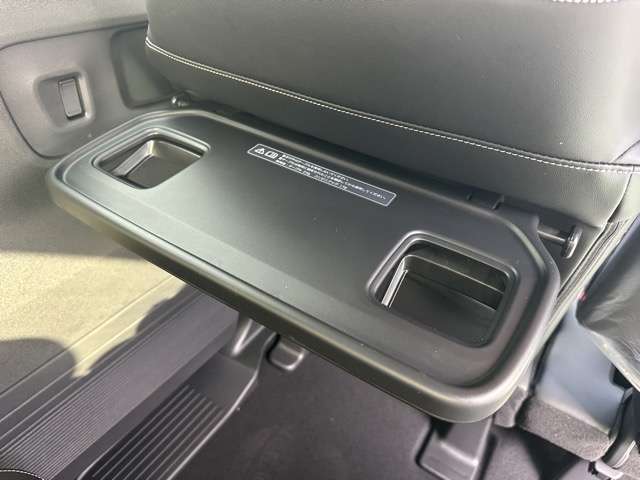 ホンダ Ｎ　ＢＯＸ カスタム ６６０ ターボ コーディネートスタイル モノトーン R7年 (東海) 99