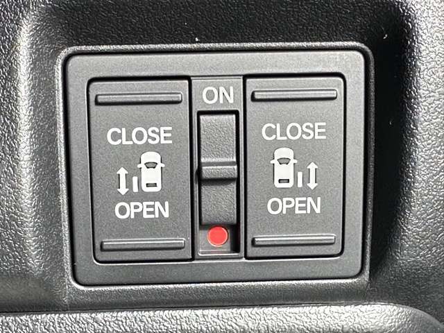 ホンダ Ｎ　ＢＯＸ カスタム ６６０ ターボ コーディネートスタイル モノトーン R7年 (東海) 99