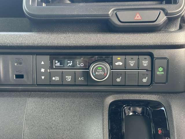 ホンダ Ｎ　ＢＯＸ カスタム ６６０ ターボ コーディネートスタイル モノトーン R7年 (東海) 99