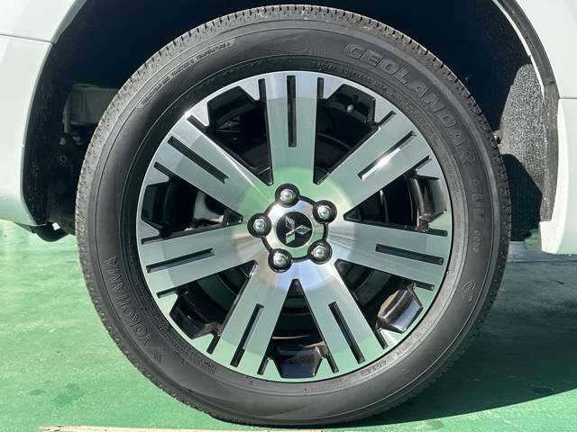 三菱 デリカ　Ｄ：５ ２．２ Ｐ ディーゼルターボ ４ＷＤ R7年 (東海) 99