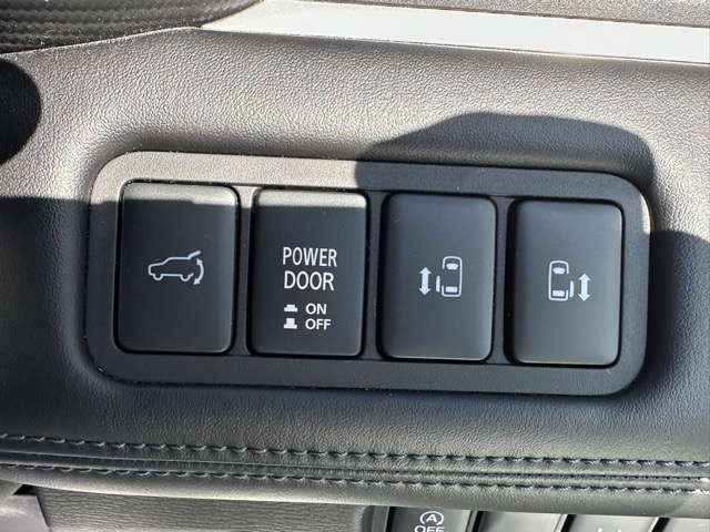 三菱 デリカ　Ｄ：５ ２．２ Ｐ ディーゼルターボ ４ＷＤ R7年 (東海) 99