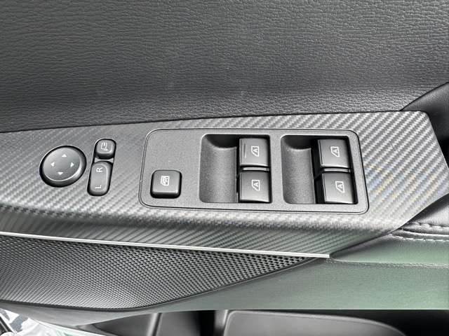 三菱 デリカ　Ｄ：５ ２．２ Ｐ ディーゼルターボ ４ＷＤ R6年 (東海) 99