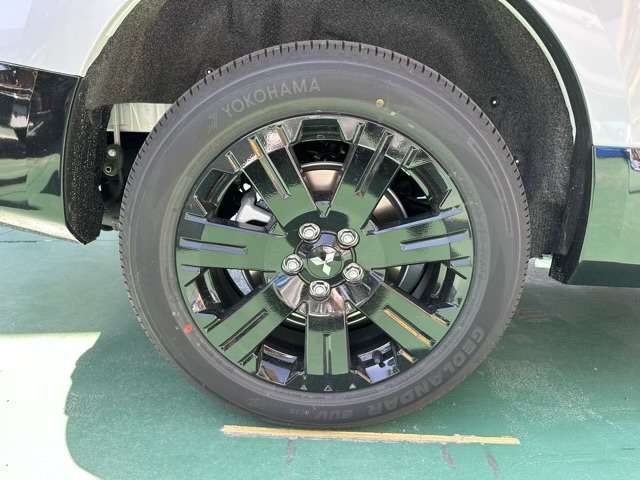 三菱 デリカ　Ｄ：５ ２．２ シャモニー 電動サイドステップ非装着車 ディーゼルターボ ４ＷＤ R7年 (東海) 99