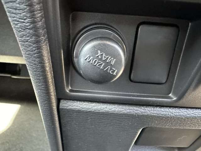 三菱 デリカ　Ｄ：５ ２．２ シャモニー 電動サイドステップ非装着車 ディーゼルターボ ４ＷＤ R7年 (東海) 99