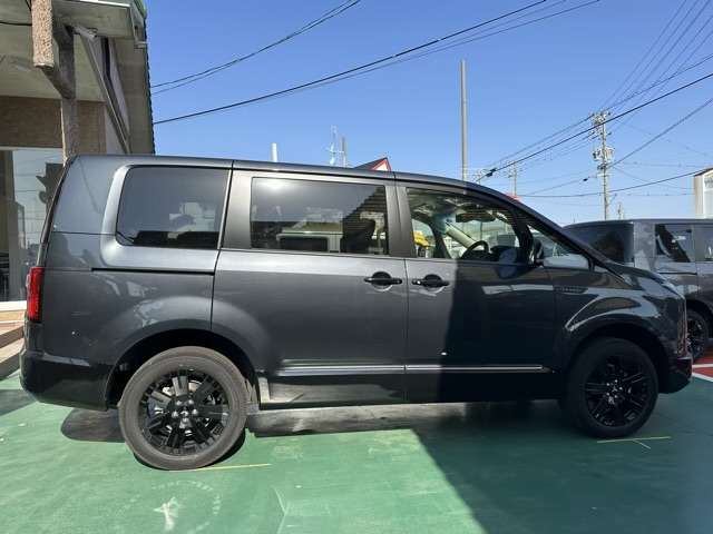 三菱 デリカ　Ｄ：５ ２．２ シャモニー 電動サイドステップ装着車 ディーゼルターボ ４ＷＤ R7年 (東海) 99