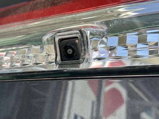 三菱 デリカ　Ｄ：５ ２．２ シャモニー 電動サイドステップ装着車 ディーゼルターボ ４ＷＤ R7年 (東海) 99