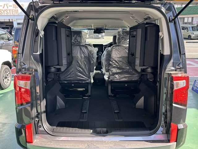 三菱 デリカ　Ｄ：５ ２．２ シャモニー 電動サイドステップ装着車 ディーゼルターボ ４ＷＤ R7年 (東海) 99