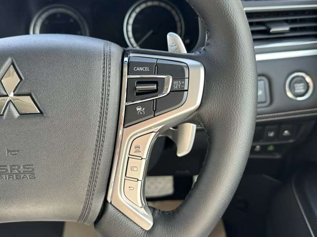 三菱 デリカ　Ｄ：５ ２．２ シャモニー 電動サイドステップ装着車 ディーゼルターボ ４ＷＤ R7年 (東海) 99